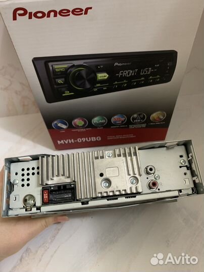 Автомагнитофон