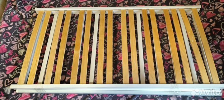 Детская кроватка Регина с маятником