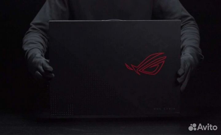 Asus ROG Strix G17 Ryzen 9 7945HX / RTX 4090 4080
