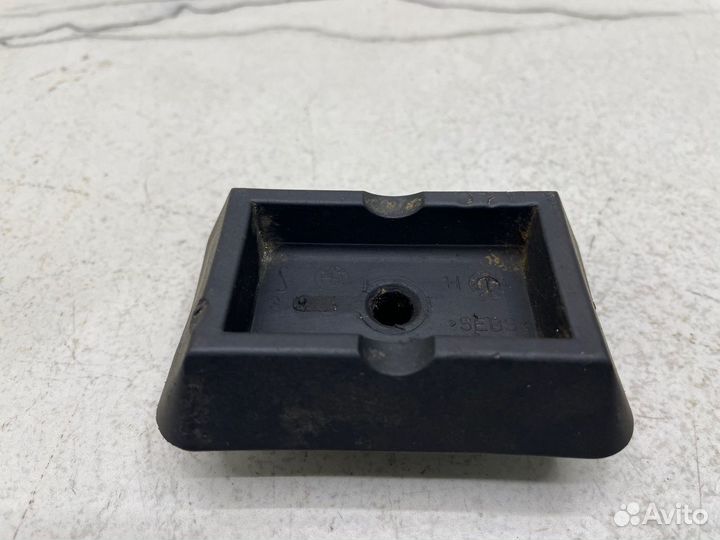 Поддомкратник Bmw E38 E39 E53