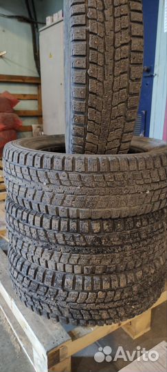 Dunlop SP Winter Ice 01 185/70 R14