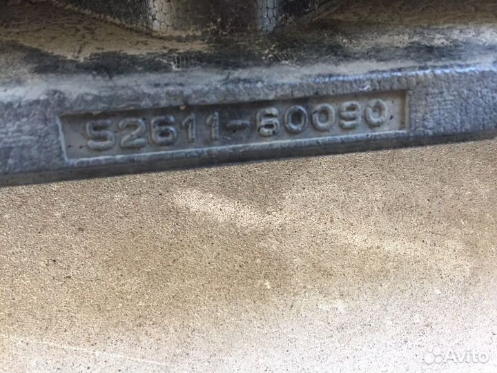 Абсорбер переднего бампера Toyota Land Cruiser 200