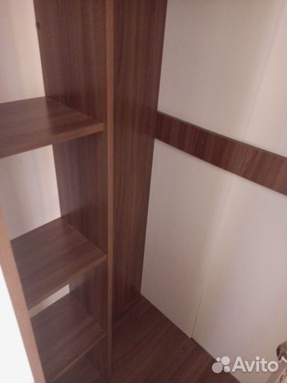 Угловой шкаф