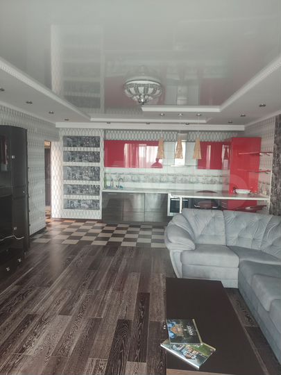 2-к. квартира, 65 м², 10/14 эт.