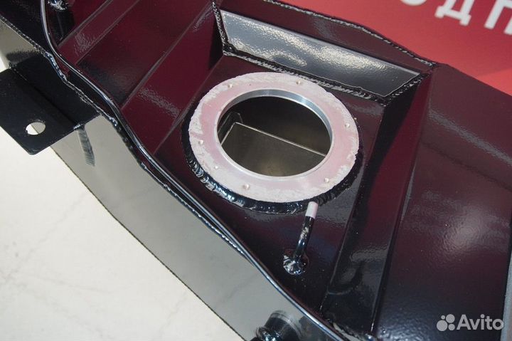 Бак Pajero 4 коротыш 69л бензин