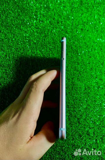 Телефон iPhone