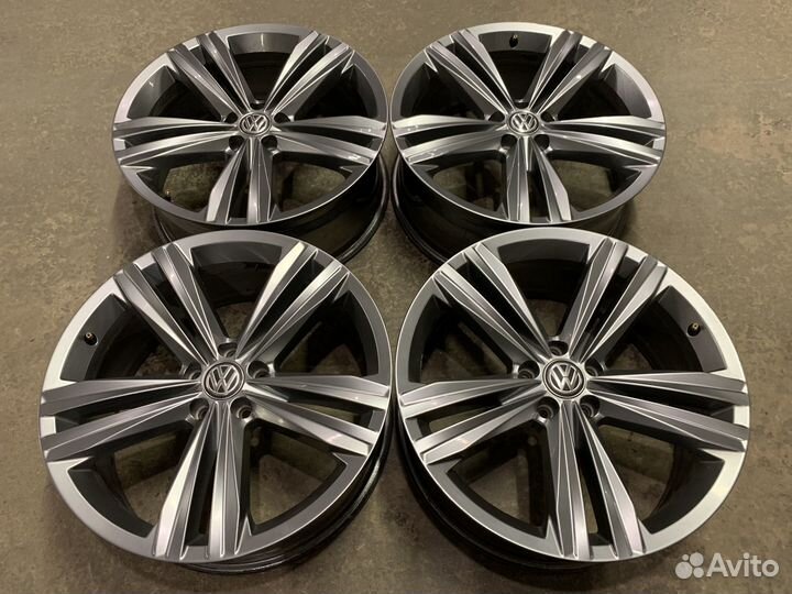 Комплект дисков оригинал Volkswagen sebring R20