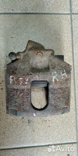 Суппорт тормозной передний Форд Фиеста мк5, Фьюжен