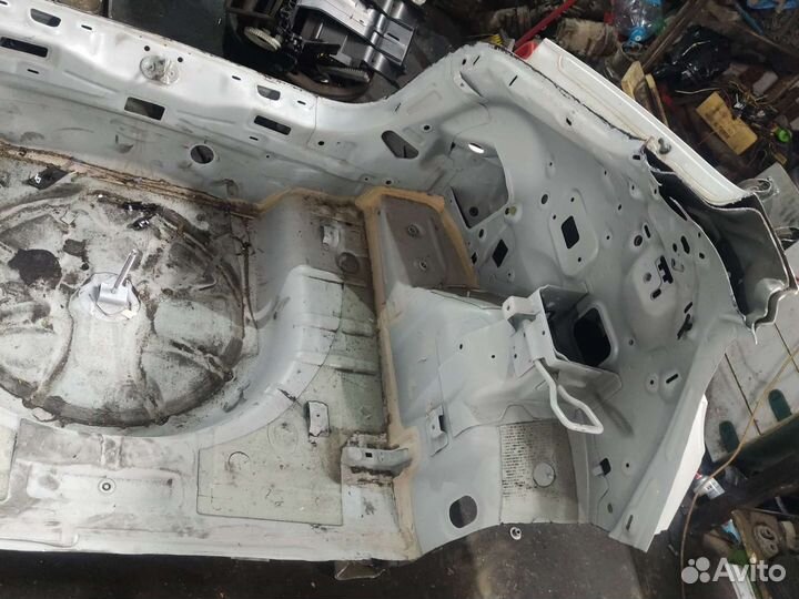 Задняя панель на Шевроле Круз хэтчбек