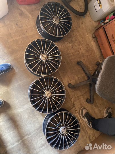 Диски r15 5/112 vag