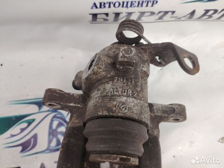 Суппорт тормозной задний правый Peugeot 308 I (2007—2011)