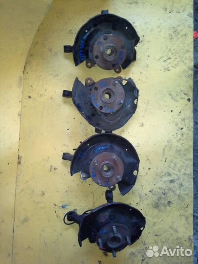 Ступица передняя toyota vitz SCP10 1SZ