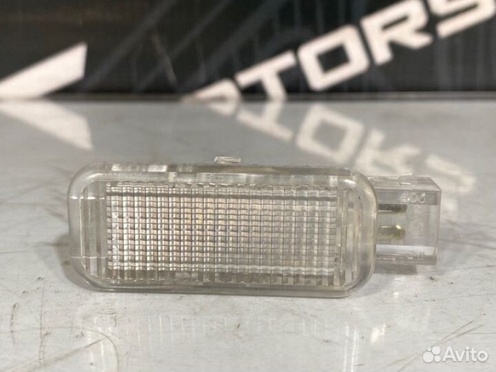 Плафон салона Audi A4 B6 ASN 2004