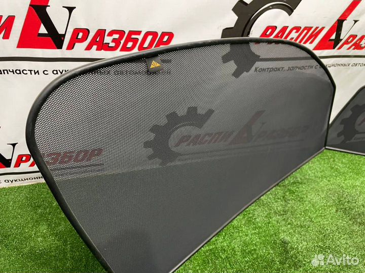 Шторка окна Volkswagen Amarok 2011 2H cdba