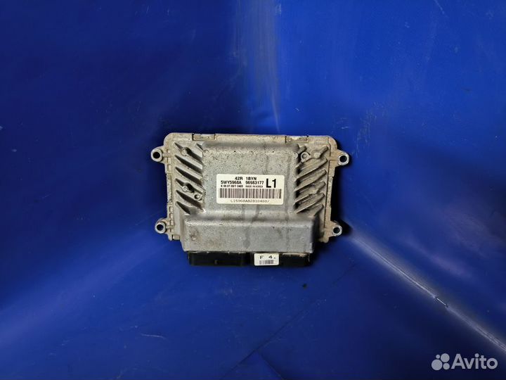 Блок управления двигателем Chevrolet Aveo 255