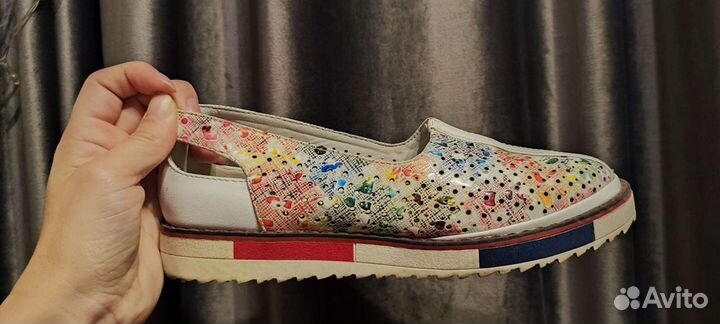 Женская обувь