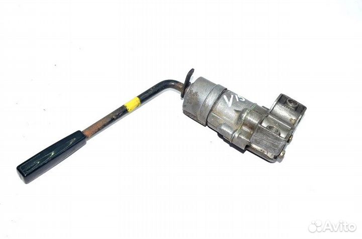 Кран ручного тормоза volvo F12 (01.77-12.94)