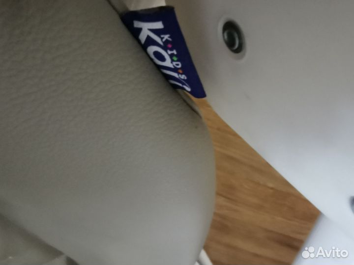 Стульчик для кормления kari kids