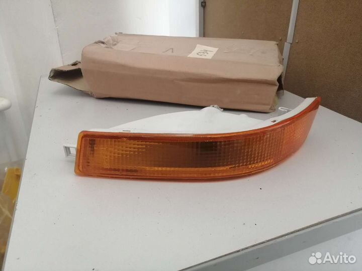 Указатель поворота левый corolla E10 2121654L3AE