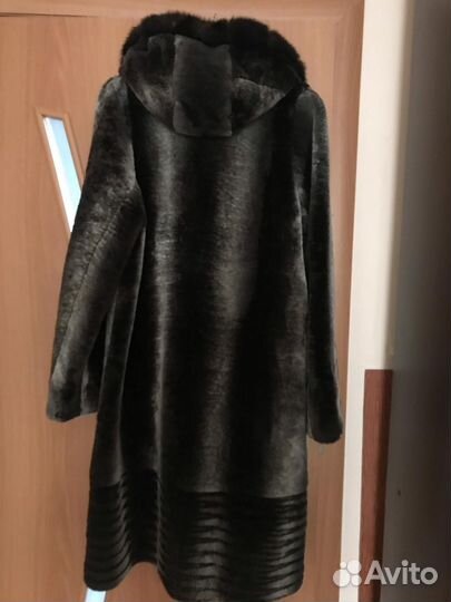 Шуба мутоновая бу 48 50р