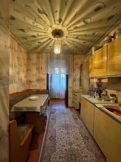 3-к. квартира, 61 м², 1/9 эт.