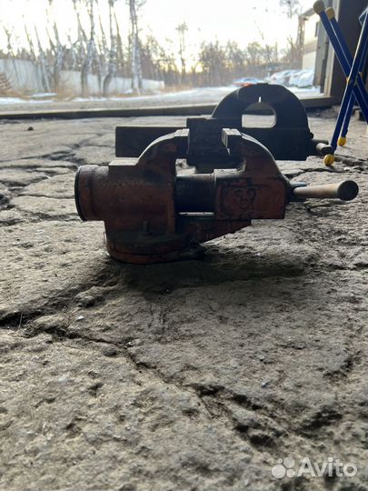Тиски