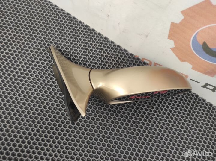 Зеркало правое Kia Rio 1