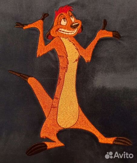 Тимон и Пумба. Декоративная подушка с вышивкой