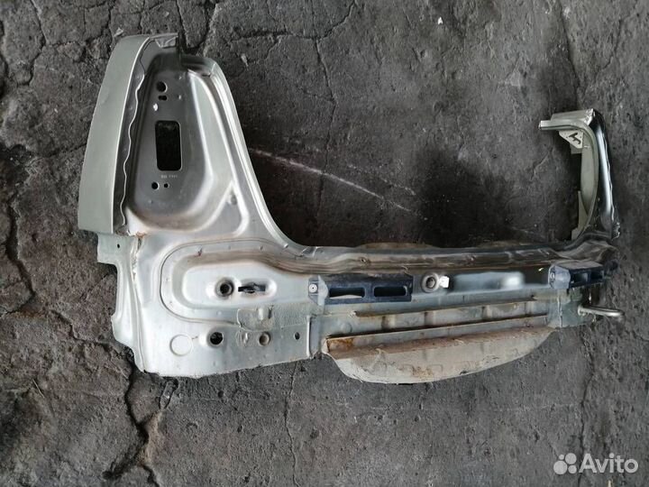 Панель задняя Renault Logan 2005