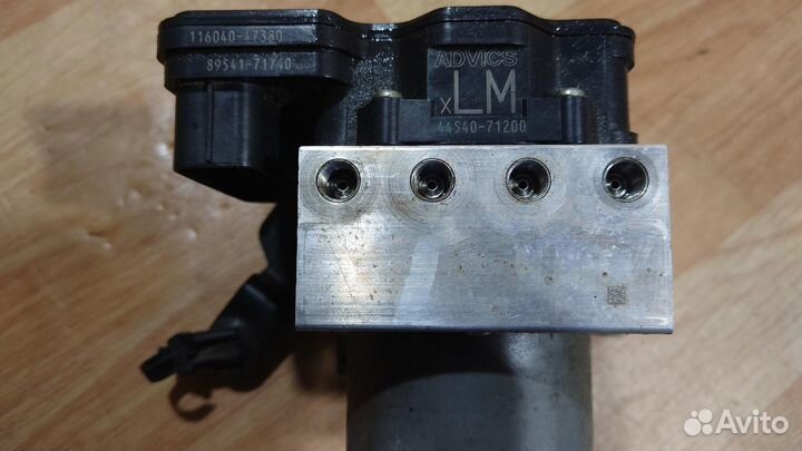 Блок ABS F2 toyota Fortuner (2015- н.в.)