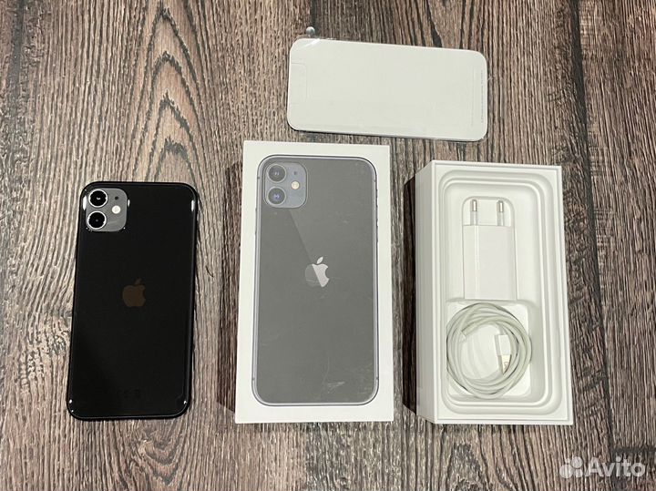 iPhone 11, 64 ГБ
