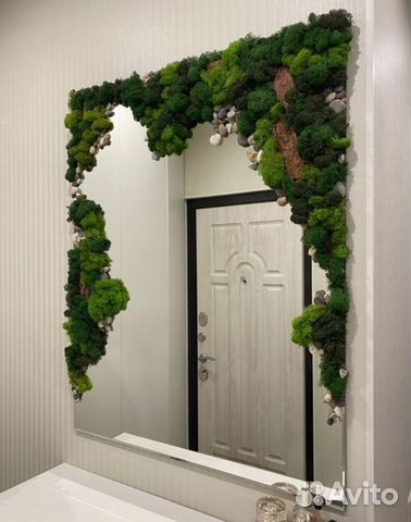 Зеркало со мхом из стабилизированного мха