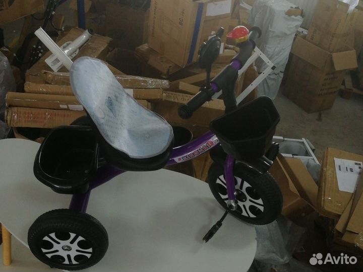 Трехколесный велосипед