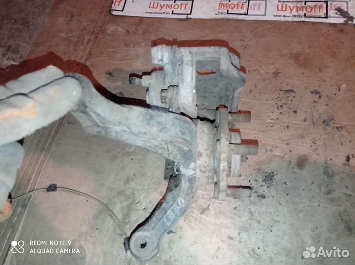 Ступица передняя левая opel астра h