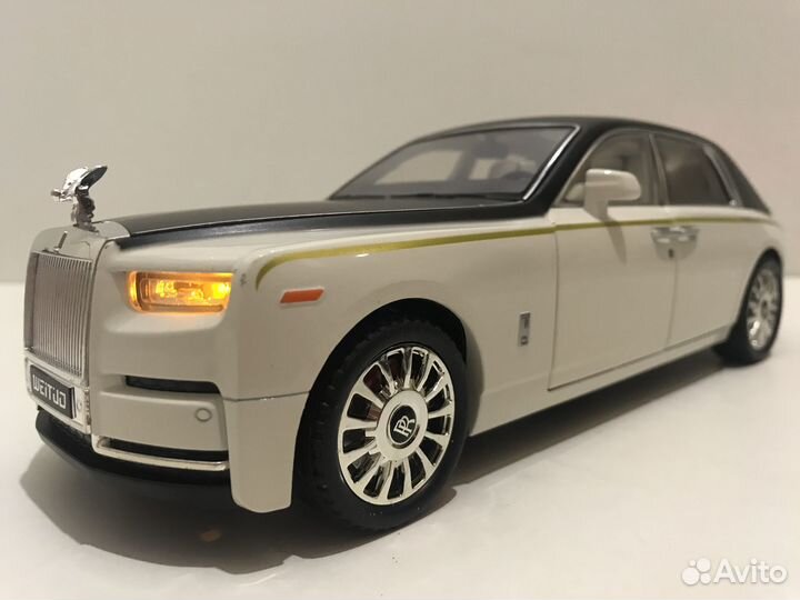 Коллекционная модель Rolls - Royce. 1-18. 1-20