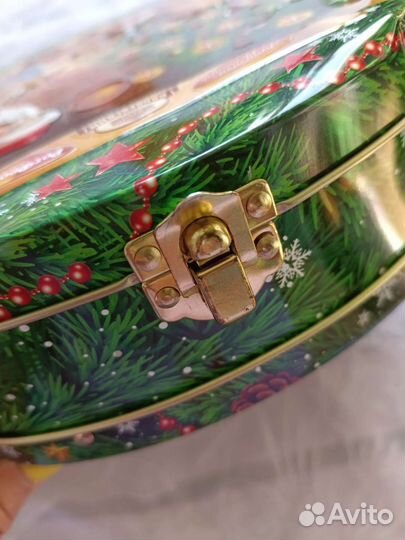 Коробка подарочная