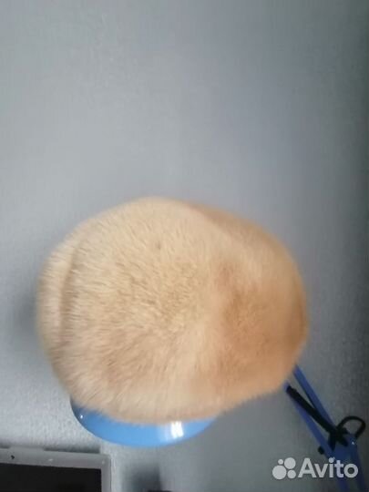 Берет женский норковый