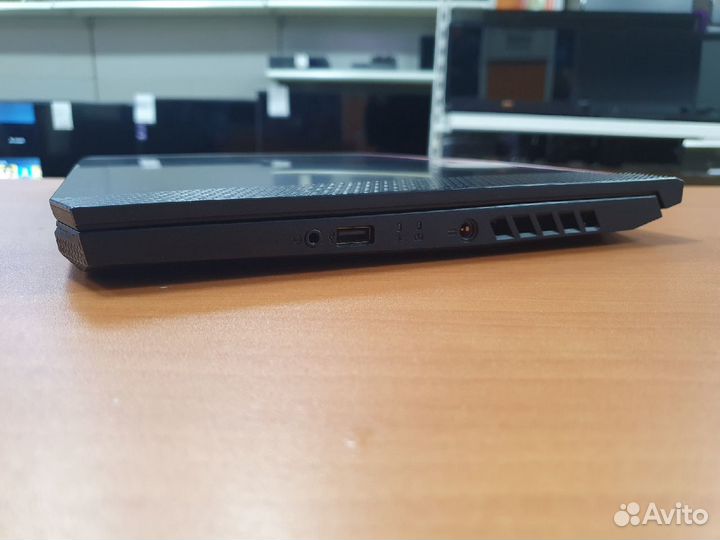 Acer/i5 8300/8GB/GTX1050/512GB SSD/15.6 IPS FHD