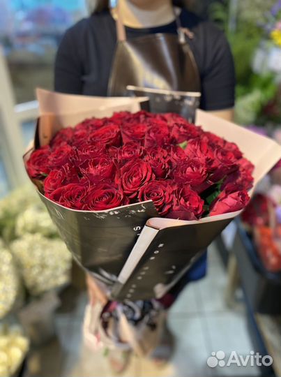 51 роза, красная 50-55 см