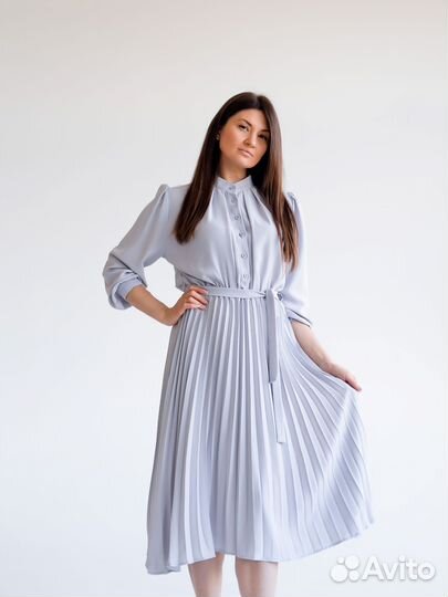 Платье женское миди плиссе весеннее в офис