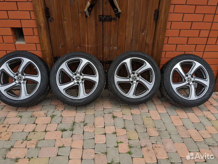 Nokian Tyres Hakkapeliitta R3 245/45 R18 100T