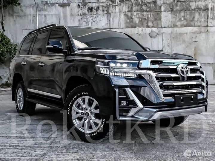 Обвес Toyota Land Cruiser 200 16г Limgene Pilot