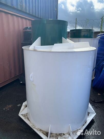 Кессон био-С 4 с лестницей(внутр. размер 15001500)