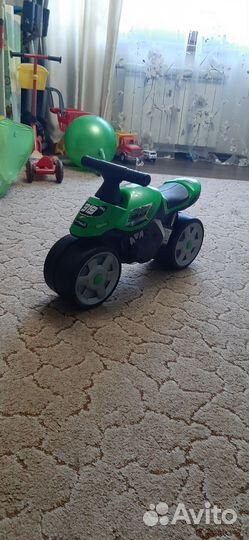 Беговел для малышей от 2 лет