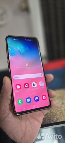 Samsung Galaxy S10+, 8/128 ГБ