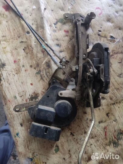 Замок двери передний левый Lifan Solano 650