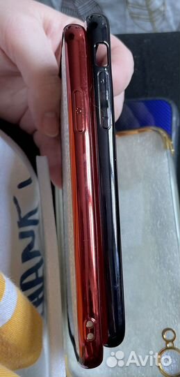 Чехлы на iPhone X/XS