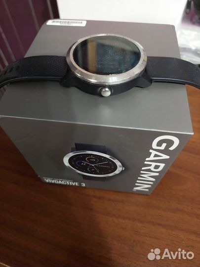 Часы garmin vivoactive 3