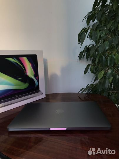 Macbook Pro 13 м2 2022 8gb 256gb