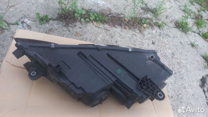 Фара передняя левая skoda octavia a7